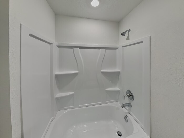 Building Photo - 590 Holly Lks Dr