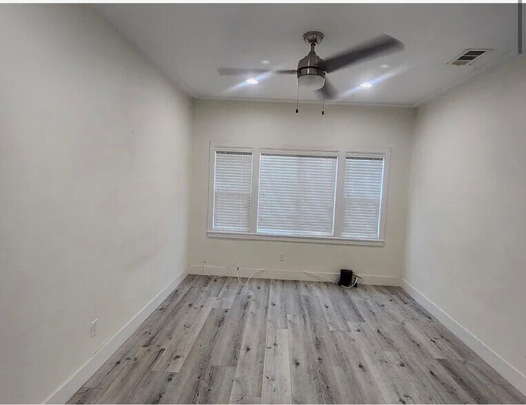 Building Photo - 119 S Westmoreland Ave