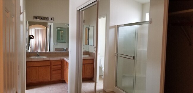 Building Photo - 4867 Santa Evinita Rd