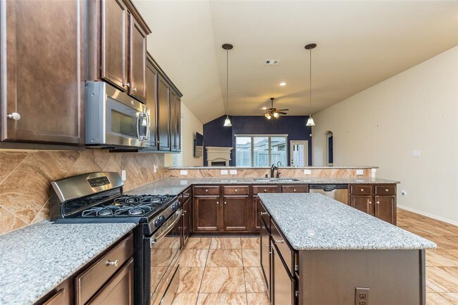 Building Photo - 4506 Hidden Oaks Wy