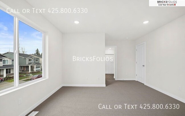 Building Photo - 5115 86th Ave NE