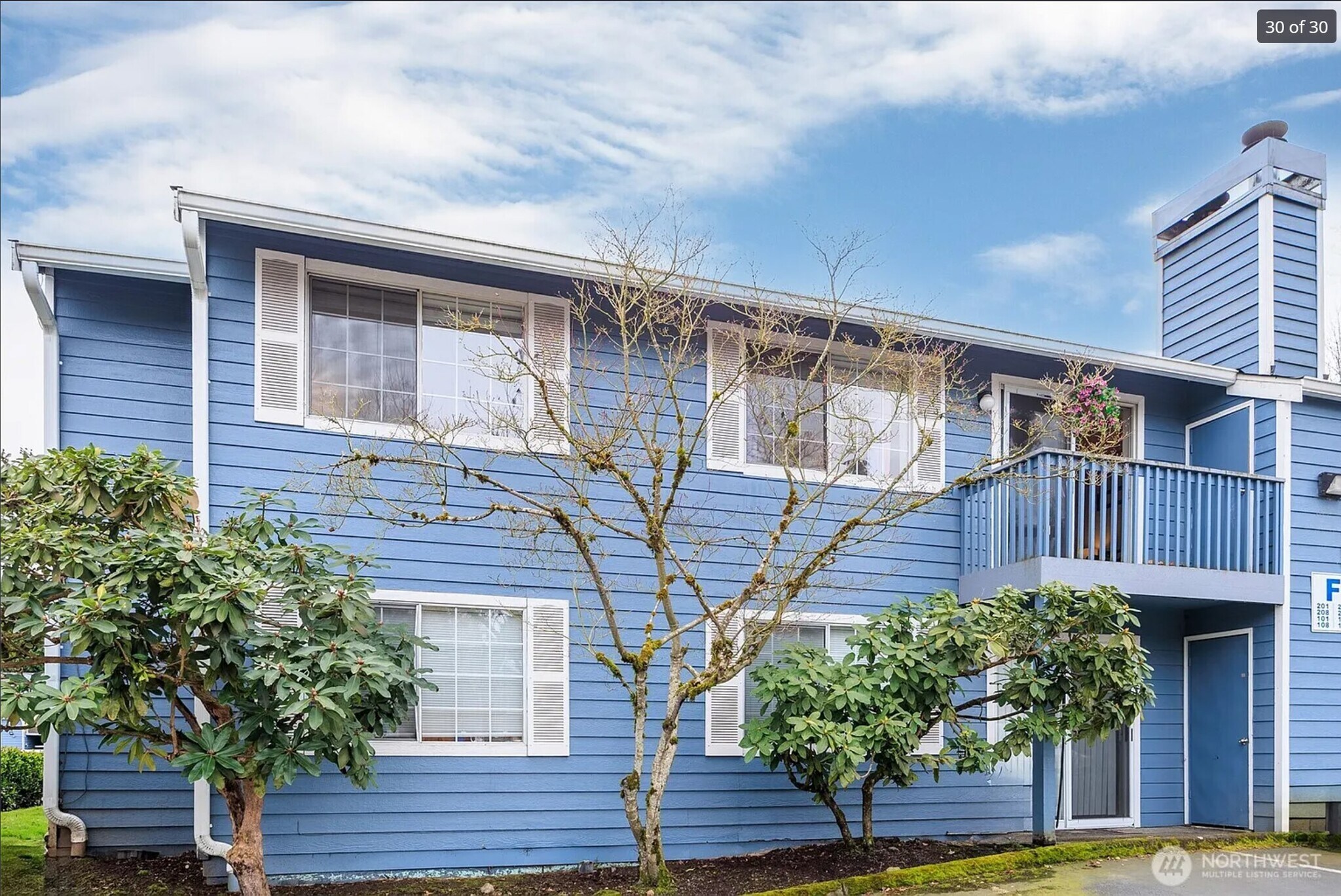 Building Photo - 16817 Larch Way