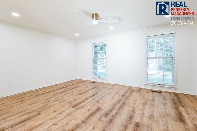 Building Photo - 130 Valley Club Cir