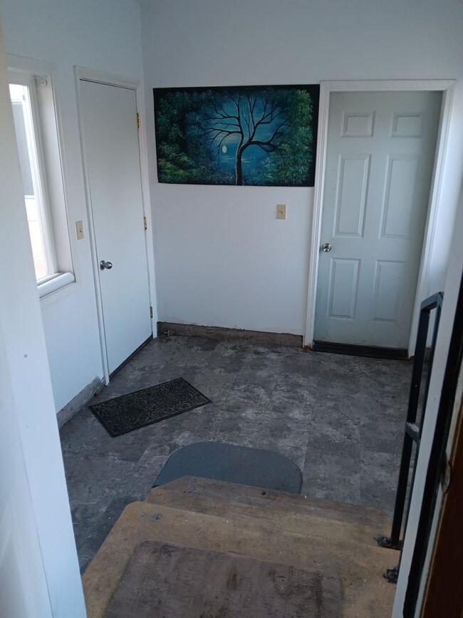 Building Photo - 3 Bed House is Elgin