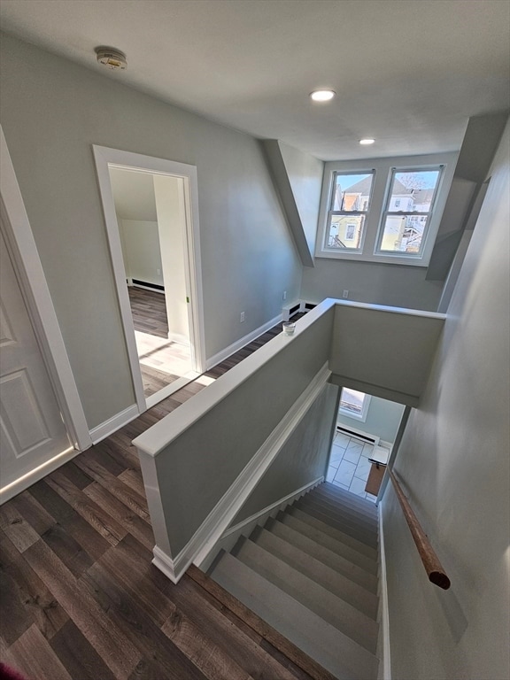 Building Photo - 46 Dennis St