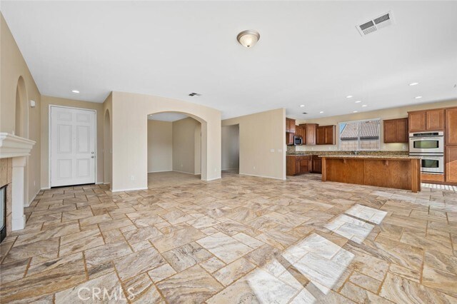 Building Photo - 28365 Little Lake Ct