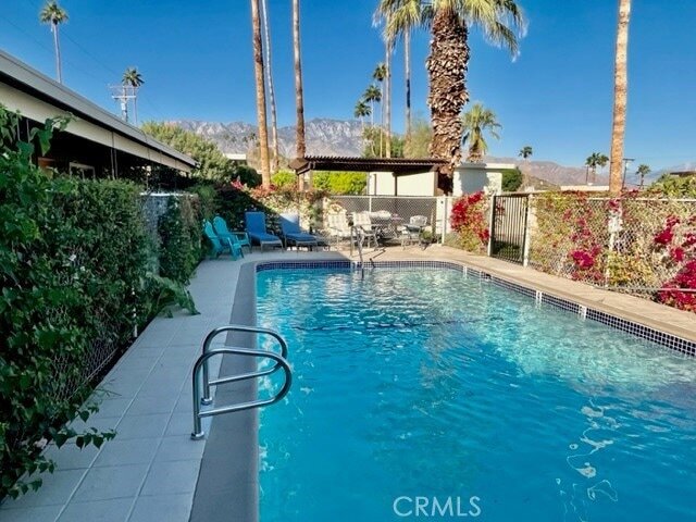 Building Photo - 37111 Cathedral Canyon Dr