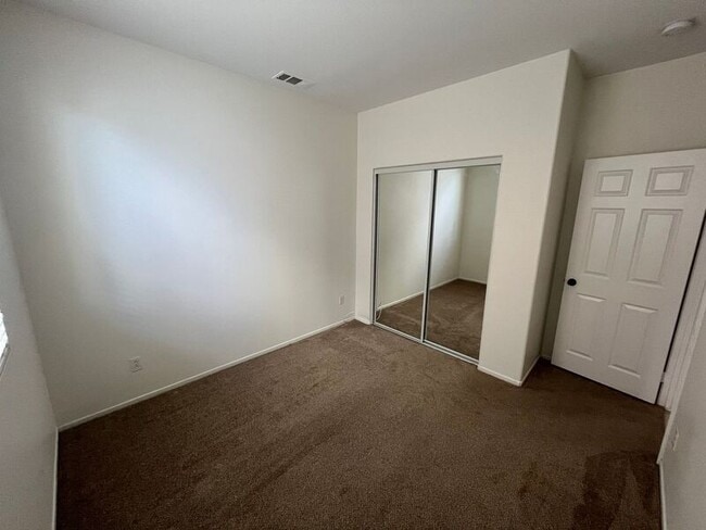 Building Photo - 11158 Picard Pl