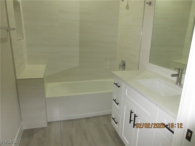 Building Photo - 208 NW 6th St