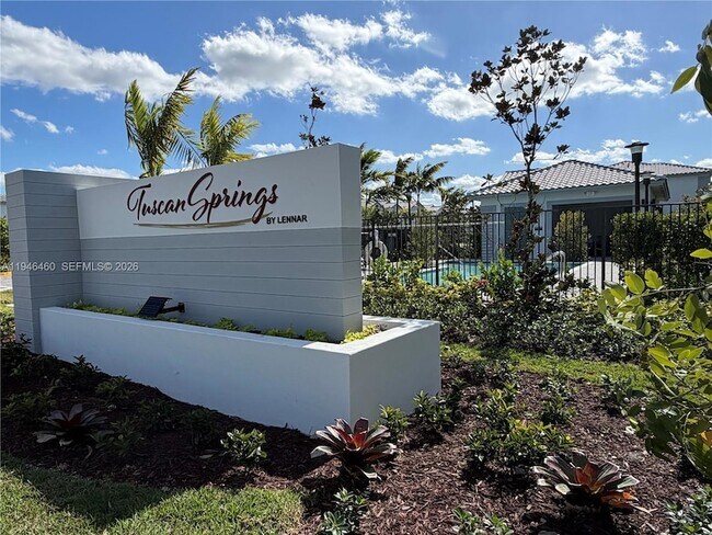 Building Photo - 145 SW 184th Ave