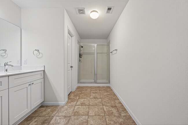 Building Photo - 9306 Claystone Ln