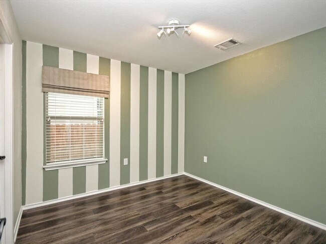 Building Photo - 6709 Sunderland Trail