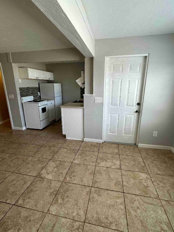 Building Photo - 13811 S Indian River Dr