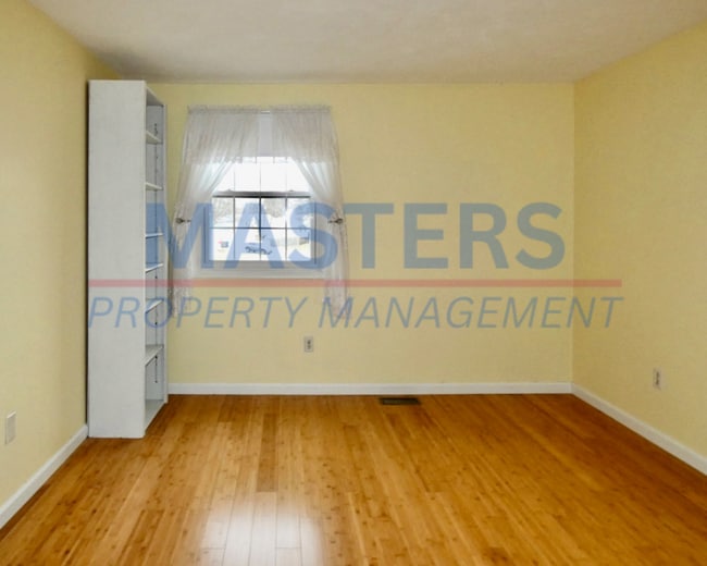 Building Photo - 160 Quail Rd