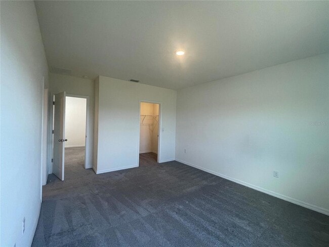 Building Photo - 33078 Major Oak Dr