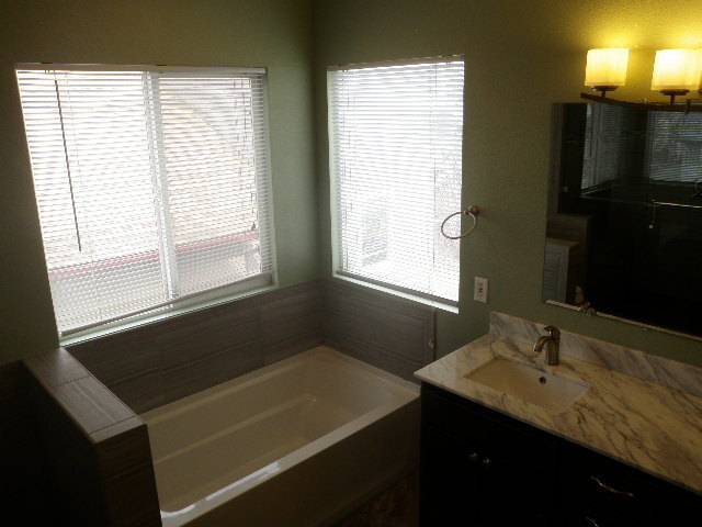 Building Photo - Beautiful Shadow Ridge 2-Story