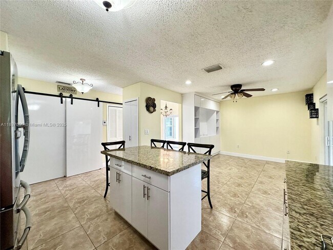 Building Photo - 6097 SW 128th Ct