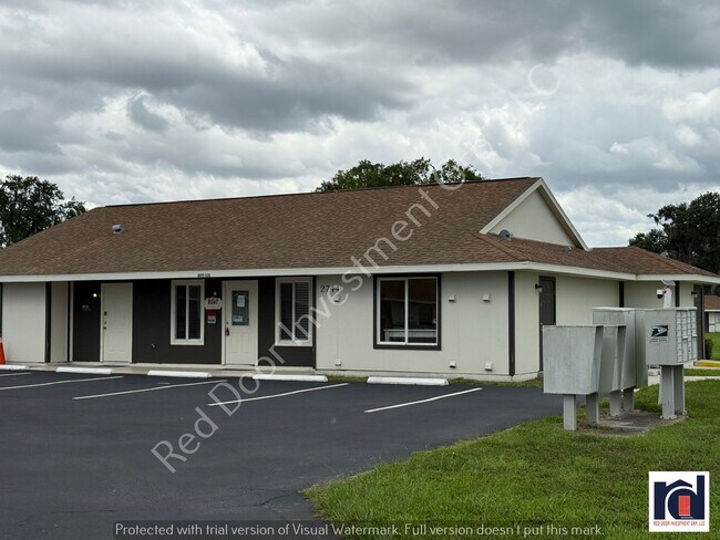 Building Photo - 3/1 Apartment in Deland - Close to Hontoon...