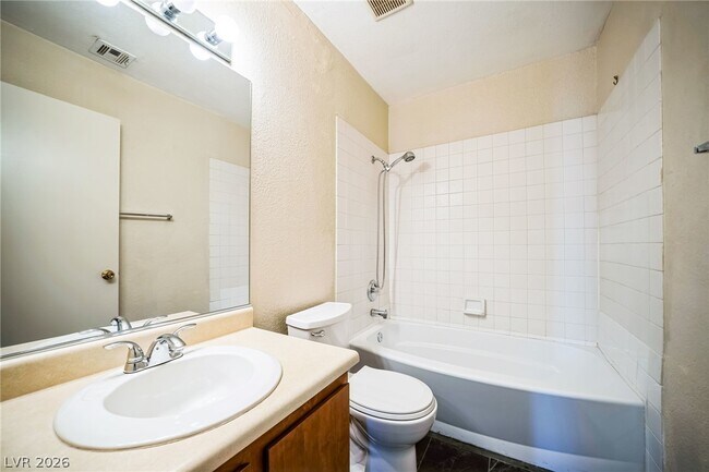 Building Photo - 2654 Bryandouglas Dr