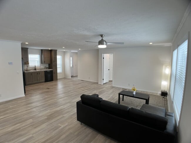 Building Photo - 7155 126th St W