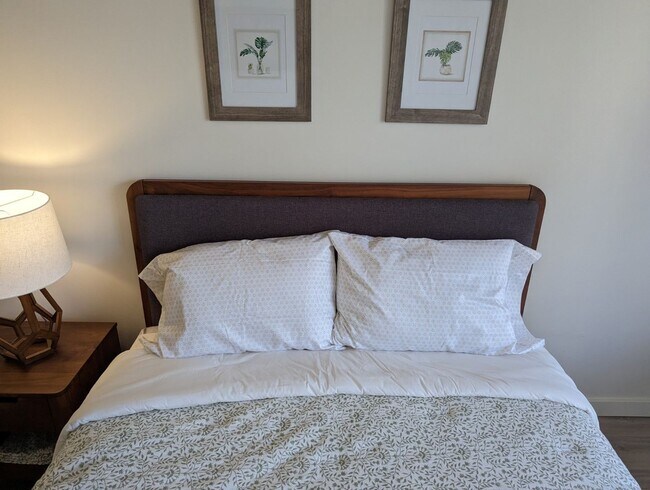 Building Photo - $1,900/mo – Furnished Studio in Waikiki | ...