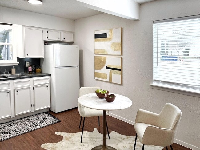 Building Photo - 2707 Windswept Cove