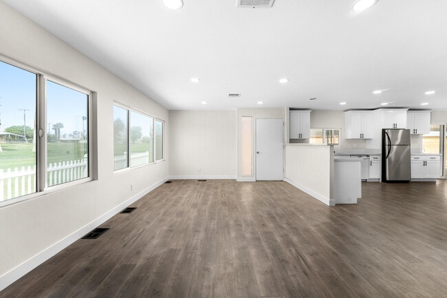 Building Photo - 33371 Tubac Trail
