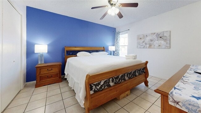 Building Photo - 15005 Windward Dr