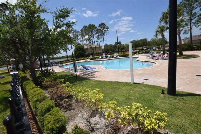 Building Photo - 15349 Oak Apple Ct