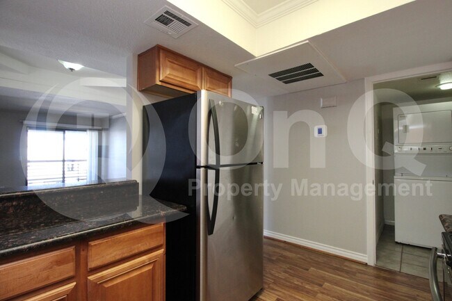 Building Photo - 3435 W Danbury Dr