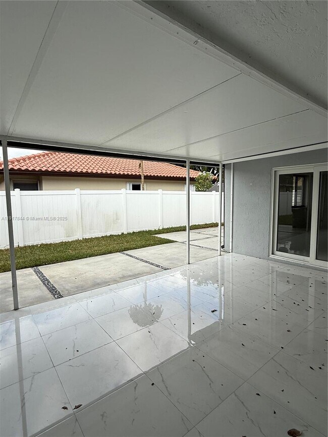 Building Photo - 14480 SW 112th St