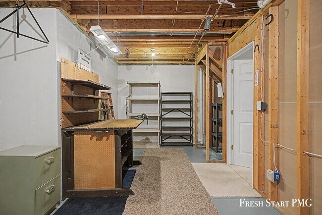 Building Photo - 2107 Blue Bell Way
