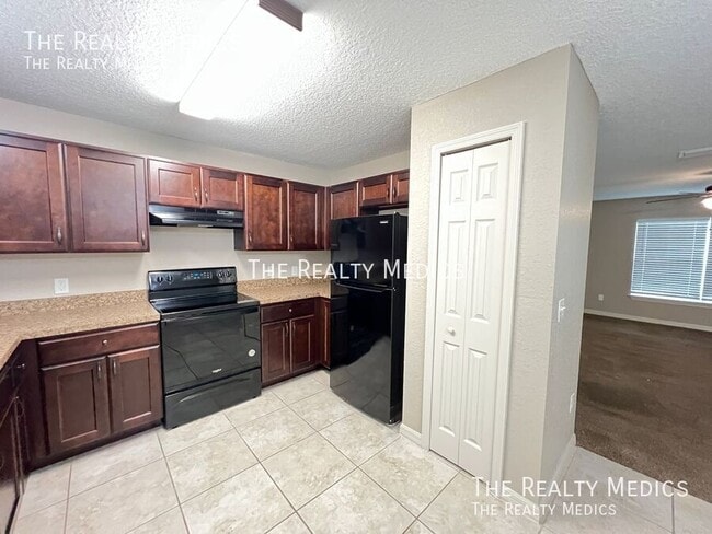 Building Photo - 83 Guava Pass