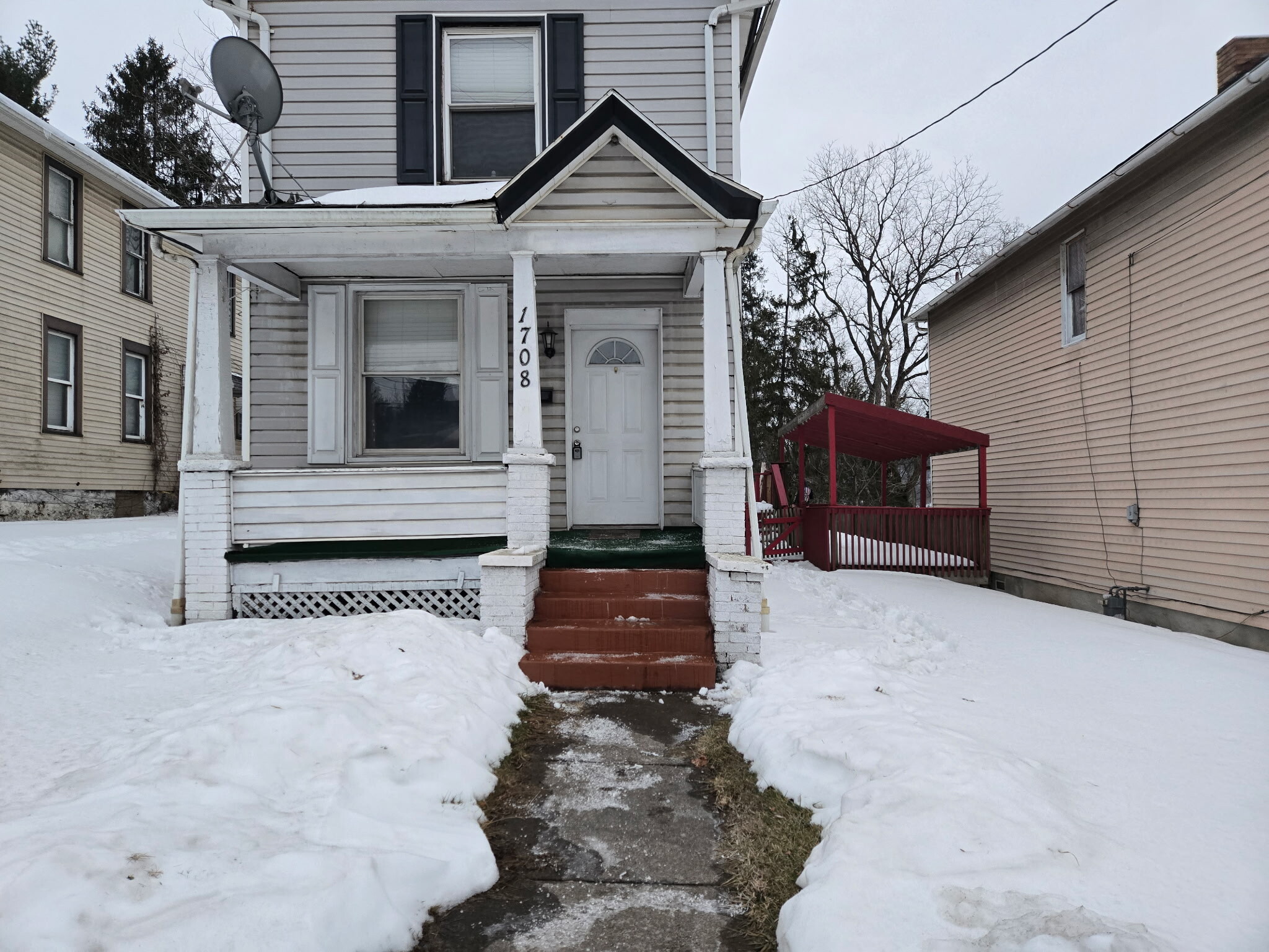 Building Photo - 1708 Moravia St