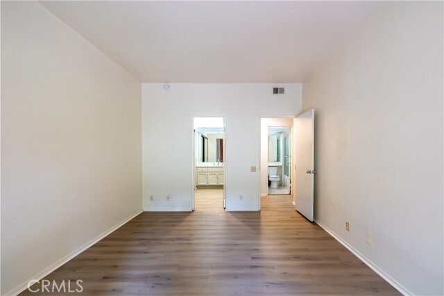 Building Photo - 5744 E Creekside Ave