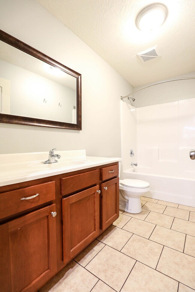 Building Photo - 1330 S Pennsylvania Ave