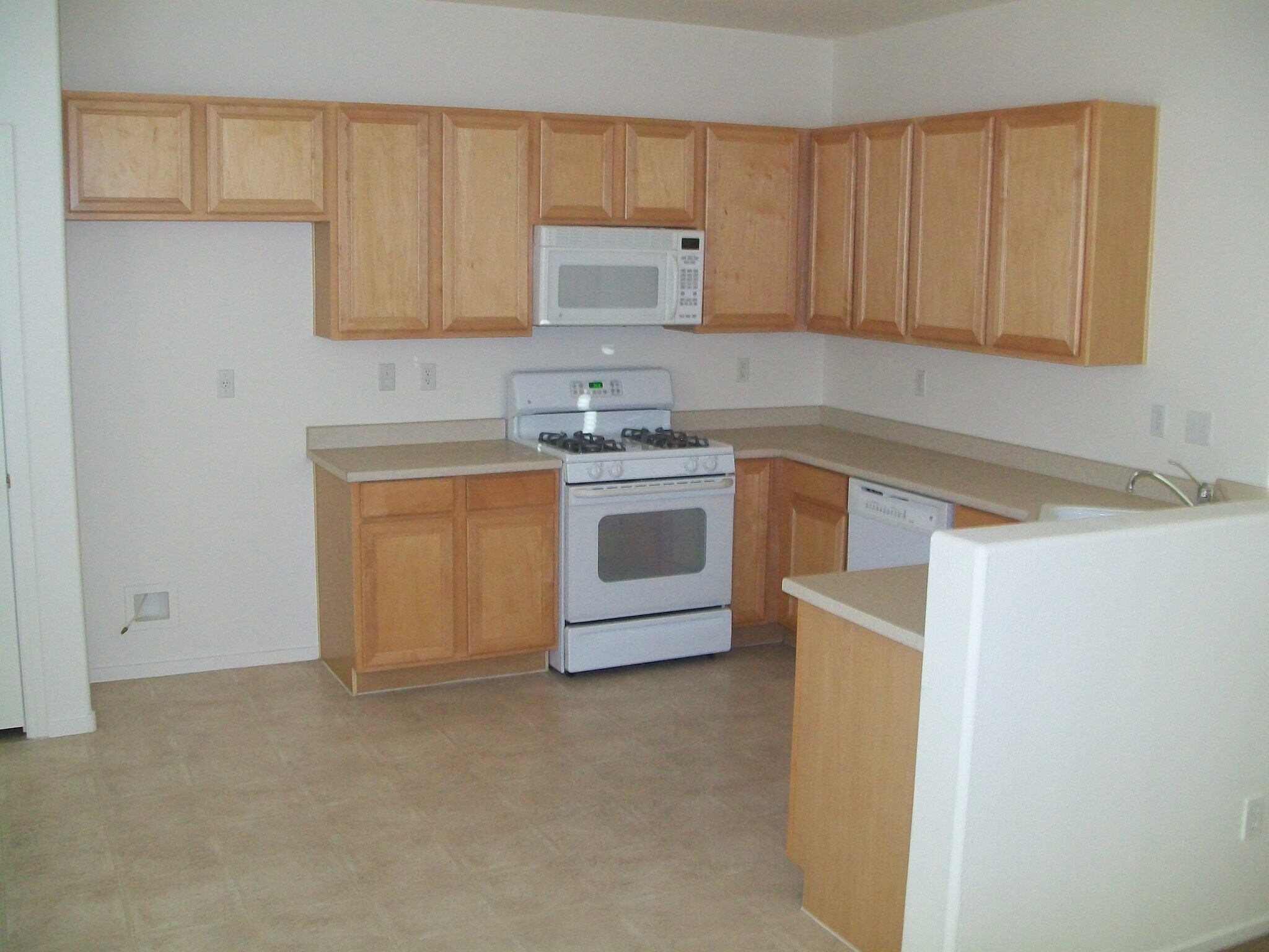 Building Photo - 5049 Hazelyn Ct
