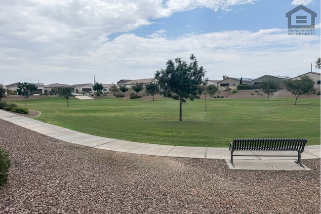 Building Photo - 5Bed/3Bath House at Northern Pkwy/El Mirage Rd! Ready for Immediate Move-In!