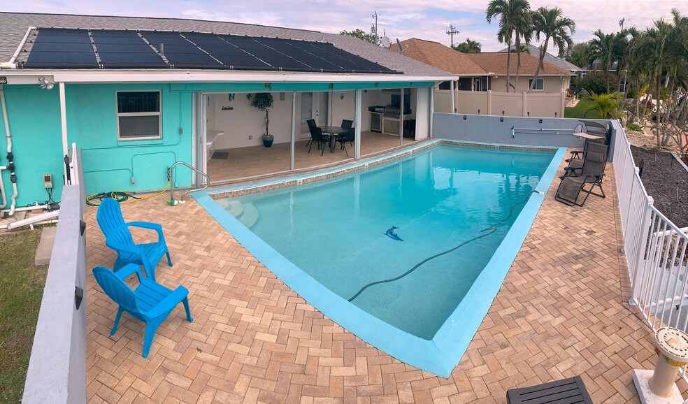 Pool Area with Solar Pool Heater - 410 SW 47th St