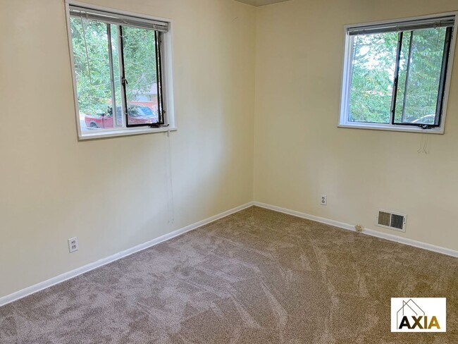 Building Photo - Home in South Boulder for Fall Pre-Lease!