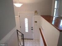 Building Photo - 5515 Helmont Dr