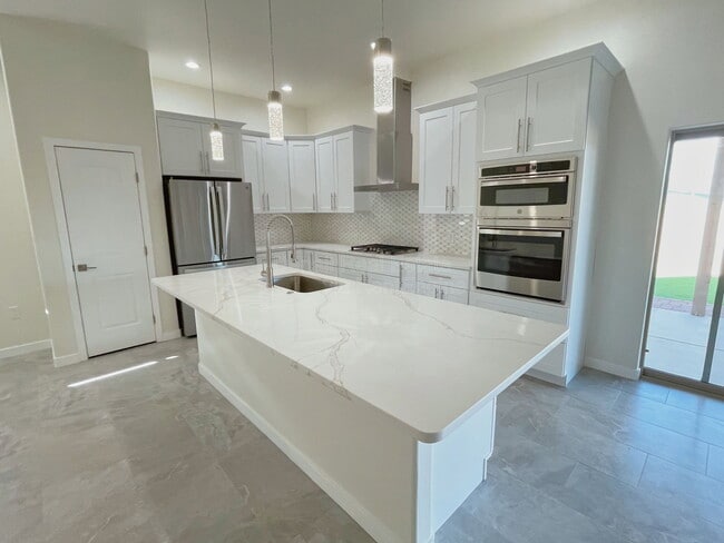 Building Photo - 14431 Wood Canyon Pl