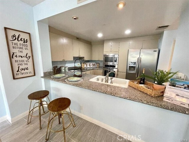 Building Photo - 850 E Ocean Blvd