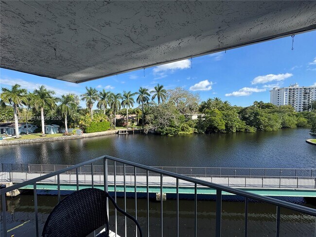 Building Photo - 1752 NW 3rd Terrace