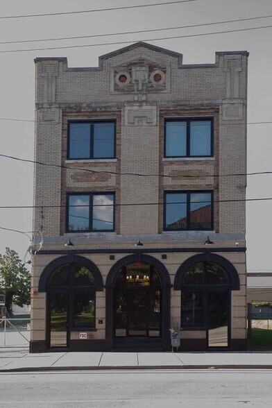 Building Photo - 1529 W Market St