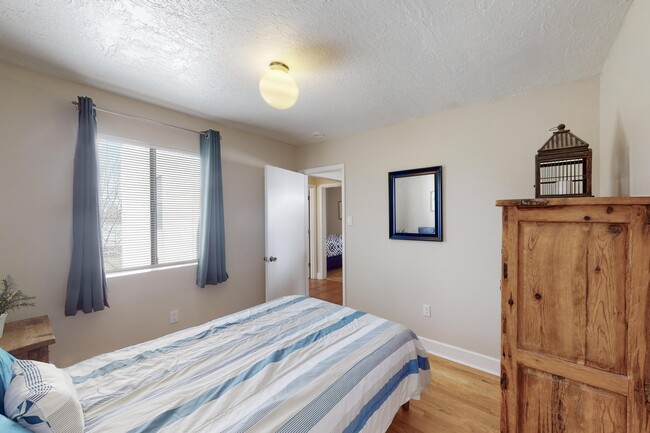 Building Photo - 1613 Morningside Dr NE