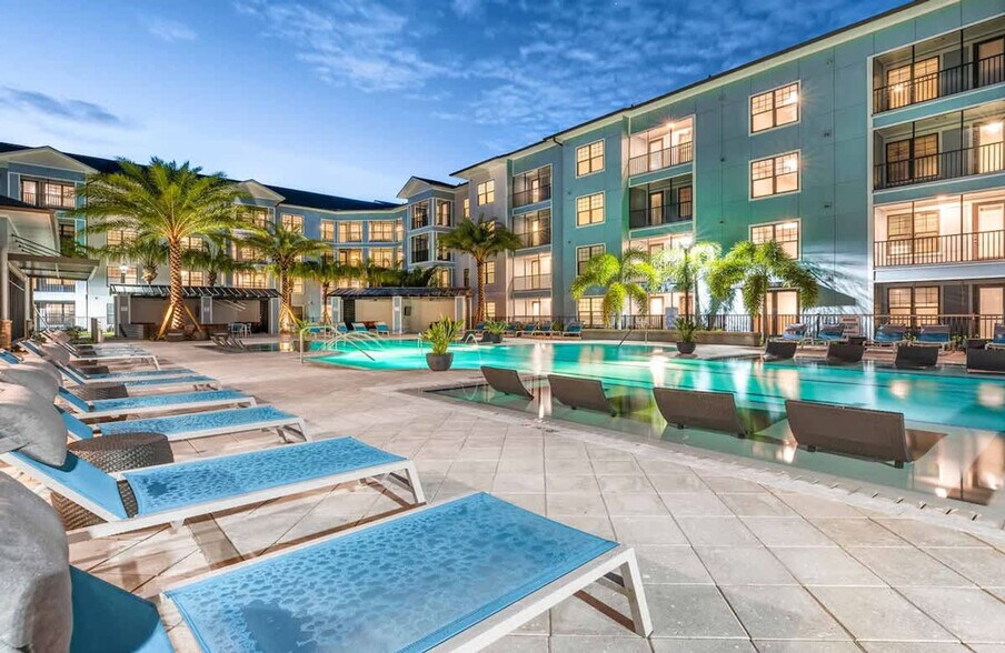 Building Photo - 9276 Vintage Hills Way