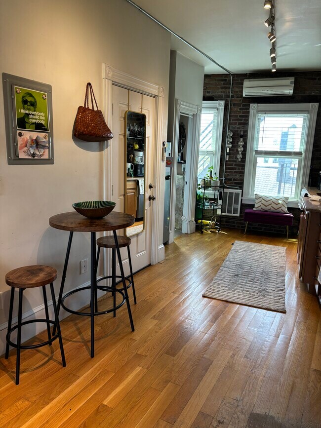 Building Photo - 56 Snow Hill St