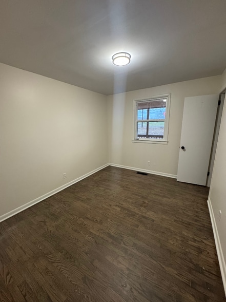 Building Photo - 101 Circle Dr