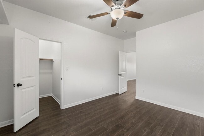 Building Photo - 18613 Falcon Pointe Blvd